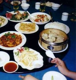 Chinezesti, China