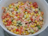 Salata de ton cu porumb si ceapa