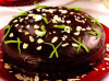 Tort de ciocolata cu doua creme (