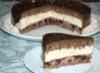 Tort cu mure, nuci si crema de vanilie