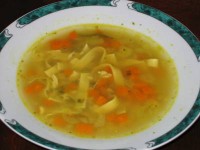 Ciorba cu taitei lati