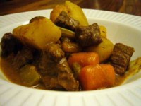 Tocanita cu carne de oaie si ceapa