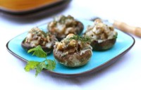 Ciuperci umplute cu tofu si ceapa
