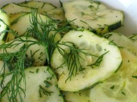 Salata de castraveti cu marar