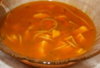 Ciorba taraneasca cu taitei