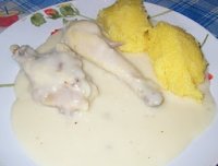 Ciulama de pasare cu mamaliguta