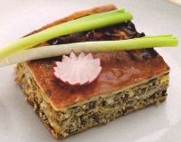 Clatite cu pipote si piept de pui cu sos de vin