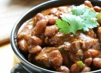 Fasole boabe cu carne de porc