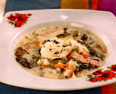 ciorba de salata cu afumatura