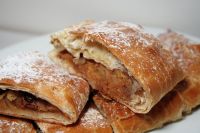 Strudel cu mere