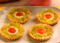 Tarte cu struguri albi si crema
