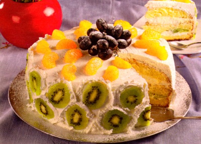 tort cu crema de ciocolata alba